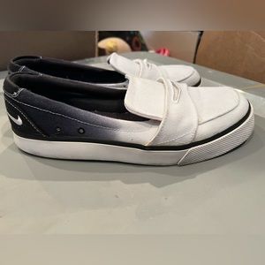 Nike SB 6.0 Balsa slip on penny loafers size 7.5